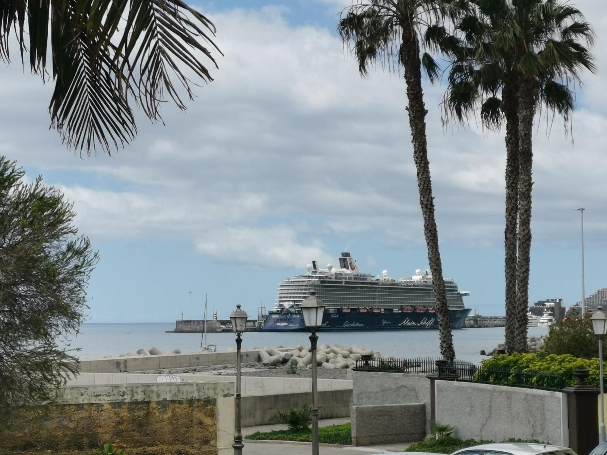 Top Floor In City Center Funchal Apartment Exterior photo