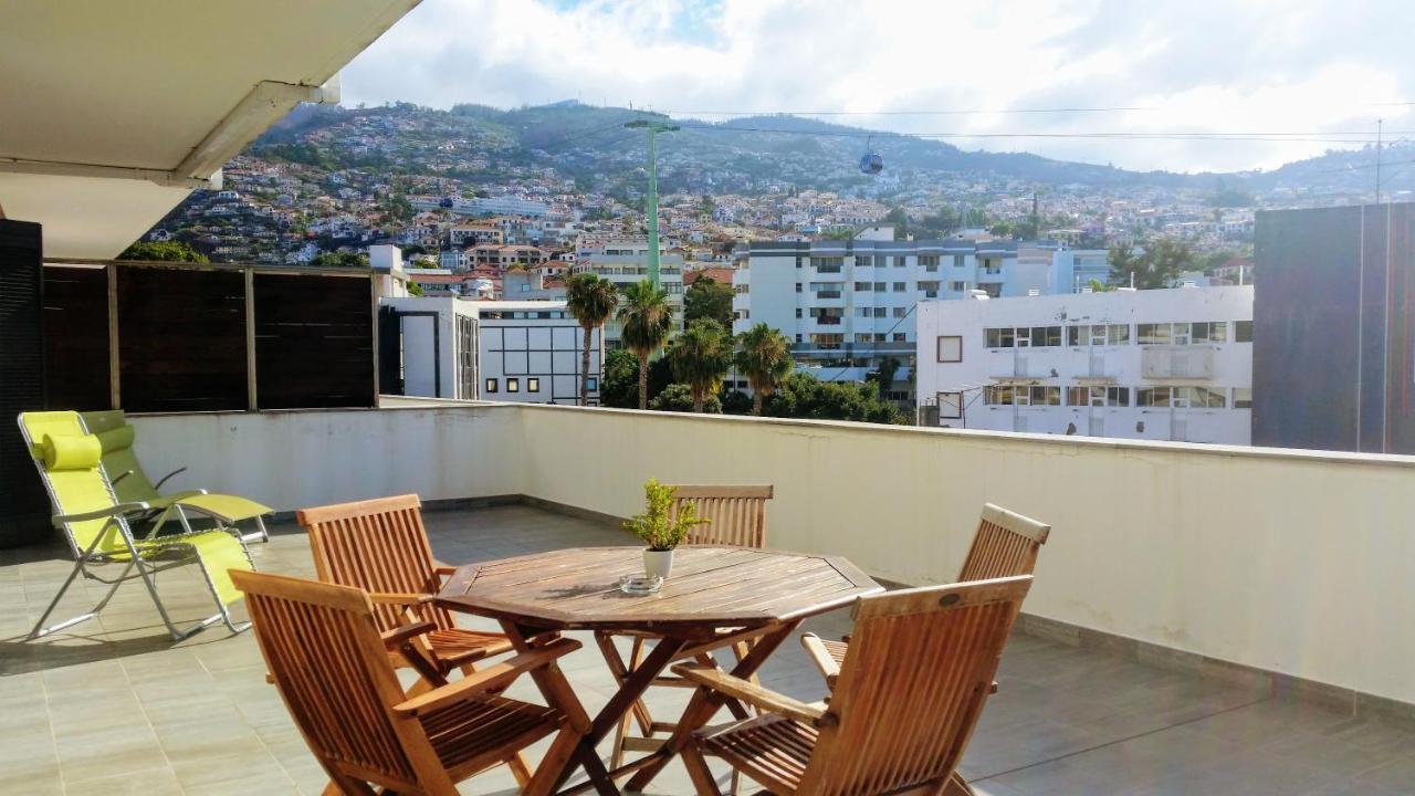 Top Floor In City Center Funchal Apartment Exterior photo